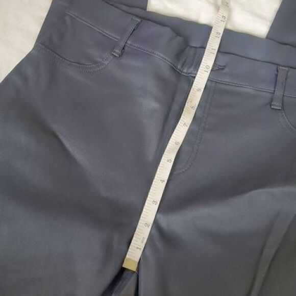 Time & Tru faux leather pant 10 - Picture 10 of 11
